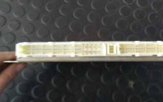 Mercedes-benz 1301297 0295453932 centralita clase