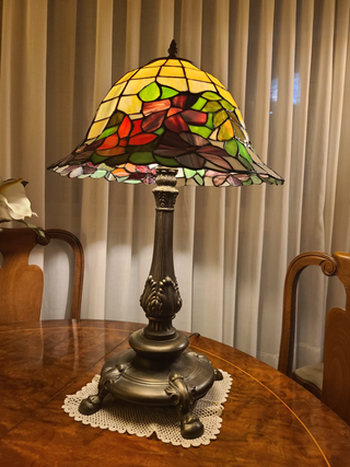 Lampada Tiffany a campana a mano con vetro americano