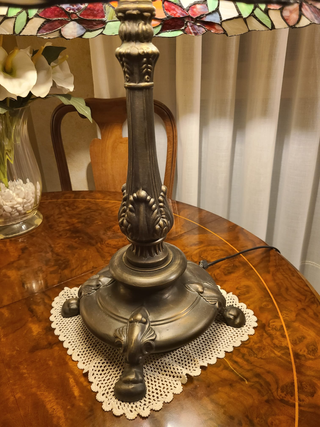 Lampada Tiffany a campana a mano con vetro americano