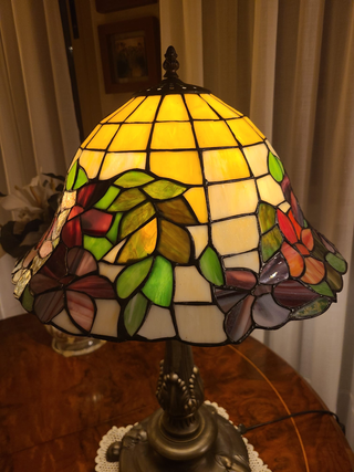 Lampada Tiffany a campana a mano con vetro americano