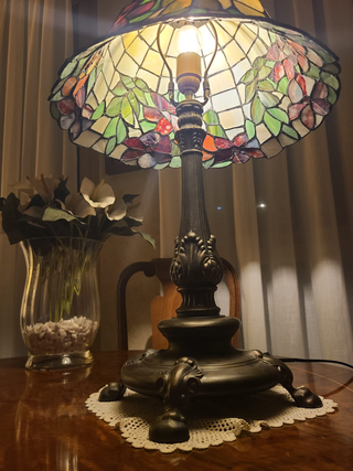 Lampada Tiffany a campana a mano con vetro americano