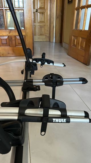 Portabicicletas Thule (3 unidades)