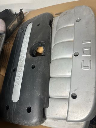 Tapas de motor Mercedes Benz CDI