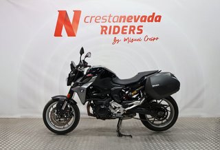 BMW F 900 R