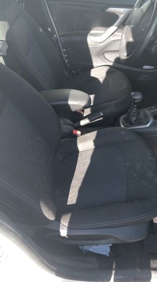 Soporte batería 9806487180 citroen c-elysee 102934