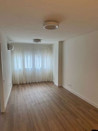 Piso en alquiler en Conde de Ureña - Monte Gibralfaro en Málaga