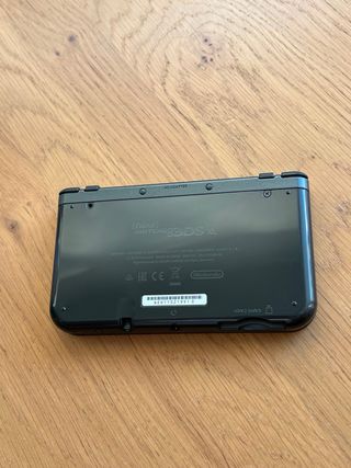 New Nintendo 3DS Negra IPS superior
