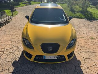 SEAT Leon Cupra