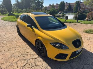 SEAT Leon Cupra