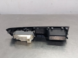 MANDO ELEVALUNAS DELANTERO IZQUIERDO TOYOTA YARIS