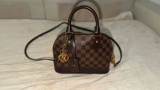 Bolso Louis Vuitton Marrón Dorado