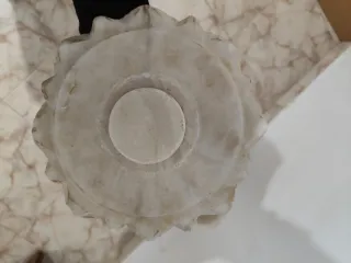 Columna pedestal de mármol