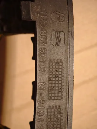 Calandra original Seat León 1 FR sin logo