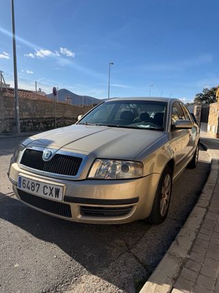 Skoda Superb 2004