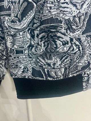 Chaqueta Bomber Zara Estampado Animal