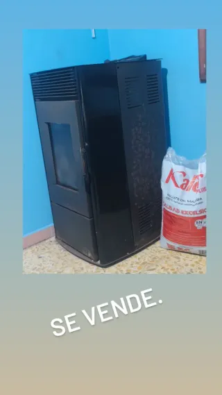 Se vende estufa de pellets
