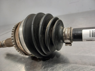 TRANSMISION DELANTERA IZQUIERDA TOYOTA YARIS (NCP