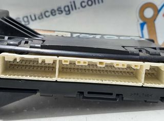 Toyota 8865002430 módulo electronico auris 1106428