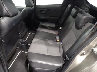 TOYOTA Yaris 1.5 Hybrid Advance