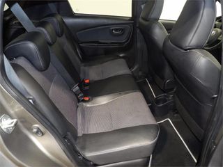 TOYOTA Yaris 1.5 Hybrid Advance