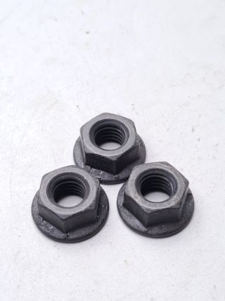 3 x Tuercas M8 colector Rover MGF FN108045