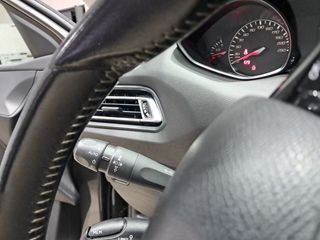 Peugeot 308 5p Style BlueHDi 130 S&S