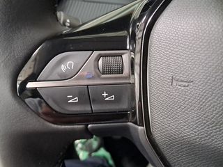 Peugeot 208 BlueHDi 73kW (100CV) Allure