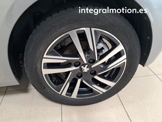 Peugeot 208 BlueHDi 73kW (100CV) Allure