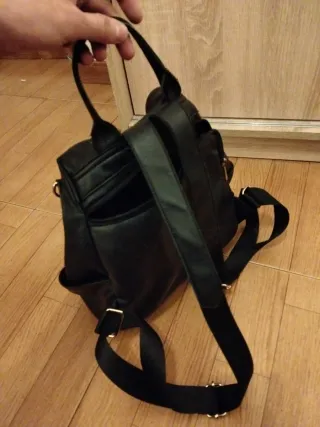 Mochila Negra dé cuero