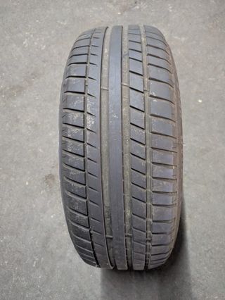 Neumático Performance 205/55 R16 94V