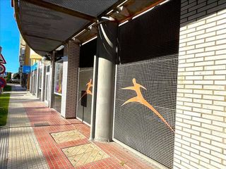 Local comercial en venta en Santa Cruz de Bezana