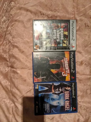 PlayStation 2 con 10 juegos esta como nueva