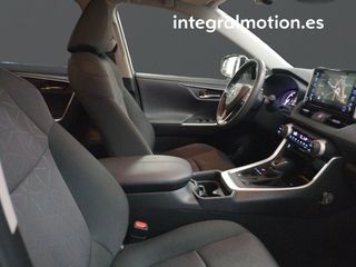 Toyota Rav4 2.5l 220H Advance 4WD