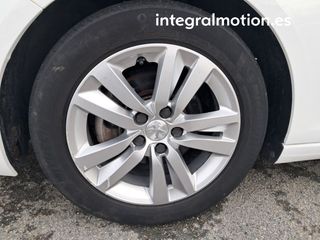 Peugeot 308 5p Active Pack BlueHDi 130 S&S