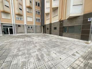 Local comercial en venta en Santa Cruz de Bezana