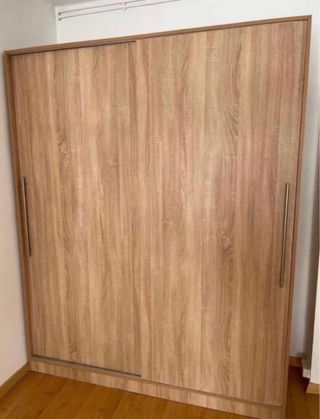 Armario modular blanco con espejo