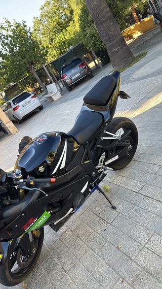 Suzuki GSXR 600