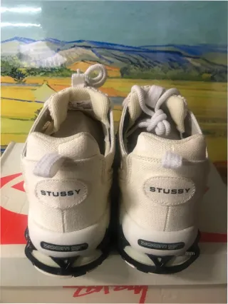 Stussy x Nike Air Zoom Spiridon Cage 40