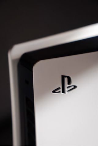 PlayStation 5 1TB + 2 mandos + 4 juegos NUEVA PS5