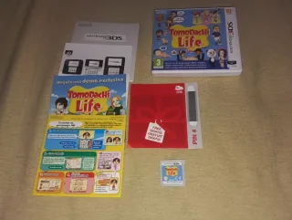 Tomodachi Life Nintendo 3DS Juego + Extras