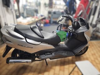 Scooter Suzuki BURGMAN UH150 4T año 2006