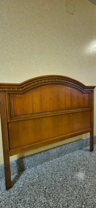 Cabecero de madera para cama de 150 cm