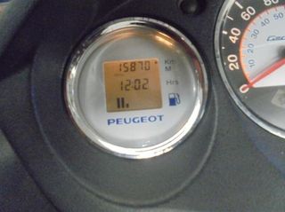 Caballete peugeot geopolis 400 . 27350