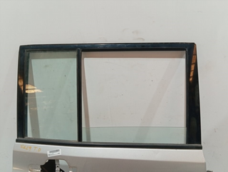 PUERTA TRASERA DERECHA MITSUBISHI MONTERO (V60/V7