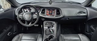 DODGE CHALLENGER 5.7 HEMI WIDE BODDY V8