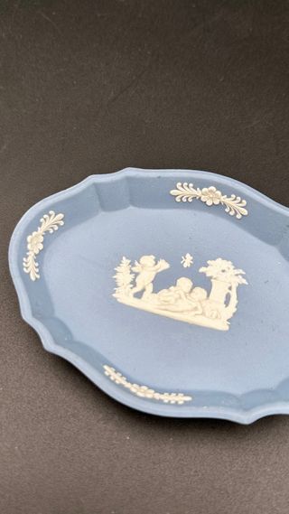 Wedgwood Portagioie Azzurro Putti