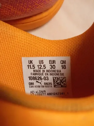 Zapatillas multitaco fútbol naranja y rosa T. 30