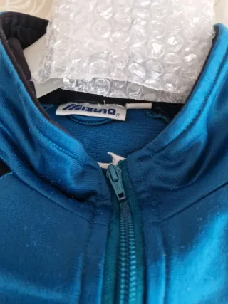 Tuta sportiva Mizuno blu e nera