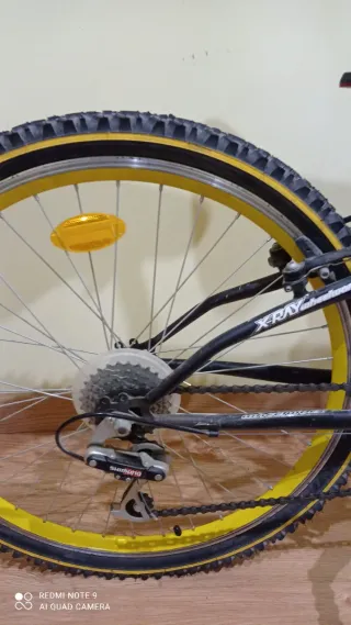 Bicicleta Montaña 26 Negra y Amarilla