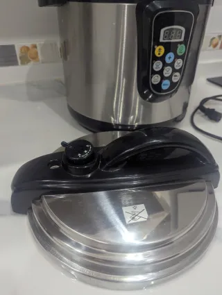 Olla Eléctrica Q-MAX Multifunción